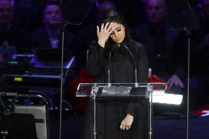 NBA: Η Βανέσα Μπράιαντ υποστηρίζει ότι άγνωστοι απειλούν ότι θα δημοσιεύσουν φωτογραφίες από το δυστύχημα του Κόμπι