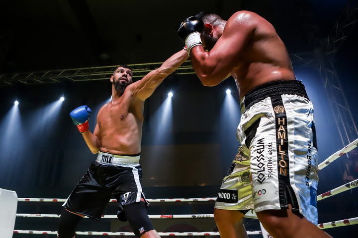 Λάζαρος Παπαδόπουλος: Δεύτερο επαγγελματικό ματς με τον Άγγελο Αναστασόπουλο