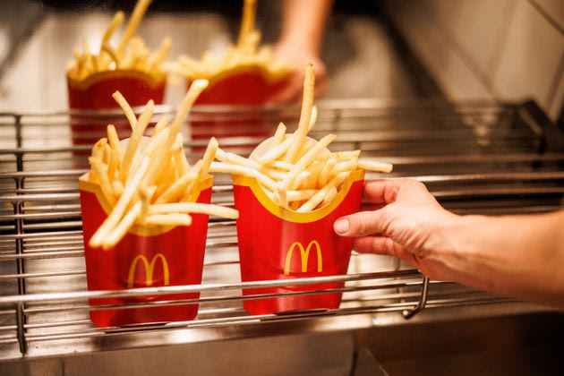 Ξεμένουν από τηγανητές πατάτες τα McDonald’s της Ιαπωνίας. Η “σκληρή”απόφαση της εταιρείας για τις ημέρες των εορτών