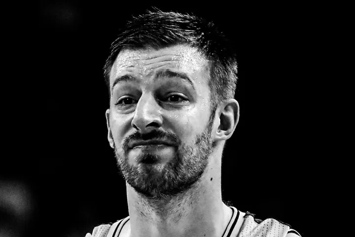 Στέβαν Γέλοβατς: Ένα παιδί του πολέμου που αγαπούσε το μπάσκετ