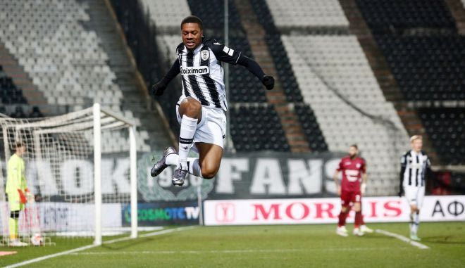 Ο Άκπομ έγραψε με ασύλληπτη βολίδα το 3-1 για τον ΠΑΟΚ κόντρα στην ΑΕΛ
