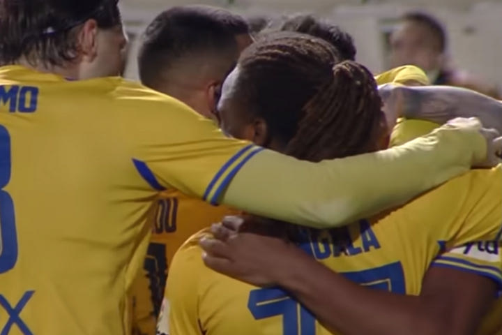 ΑΠΟΕΛ – Ομόνοια 4-2: Πήρε το ντέρμπι που είχε διακοπεί λόγω ομίχλης