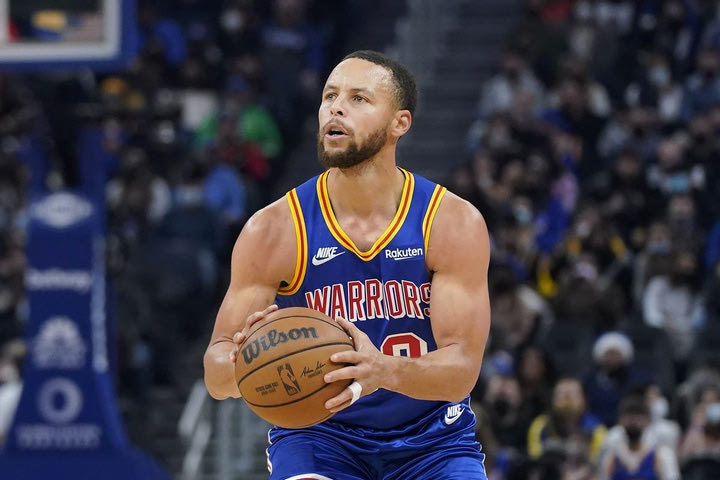 NBA αγώνες: Ξεχωρίζει το Γκρίζλις – Γουόριορς