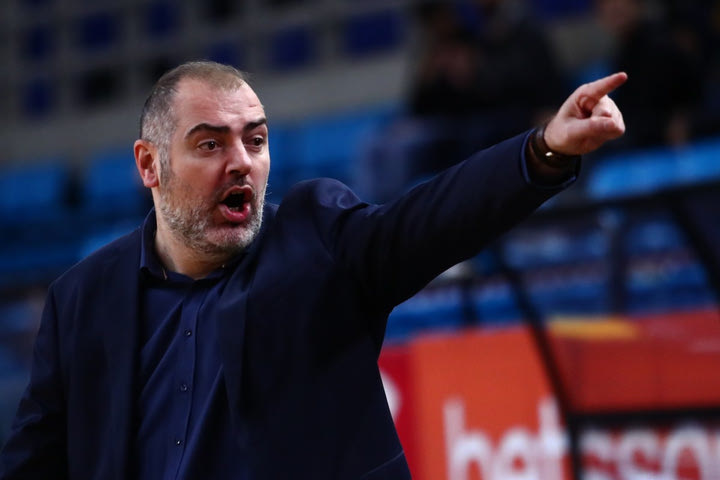 Χάποελ Χολόν: Νέα σενάρια για τον Στέφανο Δέδα μετά την απόλυση του Μαουρίτσιο Μπουσκάλια