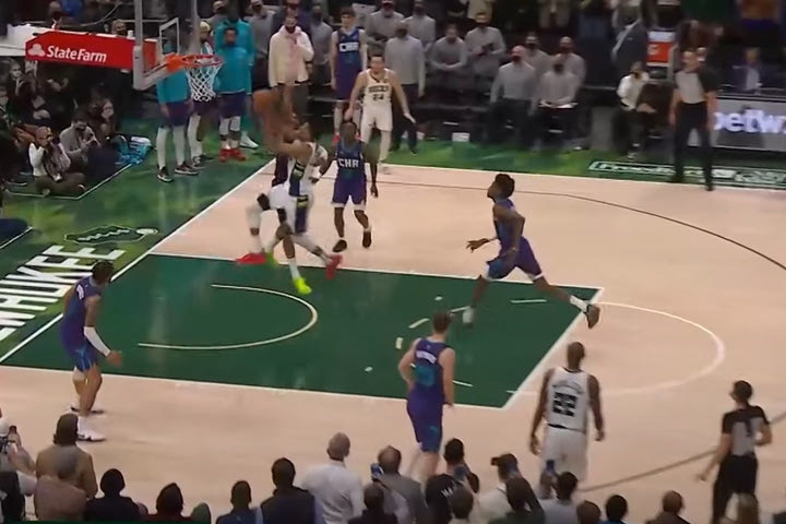 Με διπλό Γιάννη Αντετοκούνμπο το Top-10 του NBA