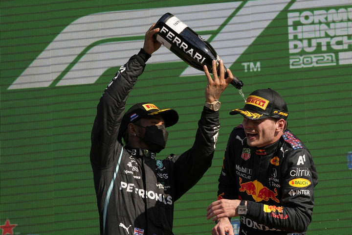 Formula 1 – Άμπου Ντάμπι: Όλα τα σενάρια με τα οποία στέφεται πρωταθλητής ο Χάμιλτον ή ο Φερστάπεν