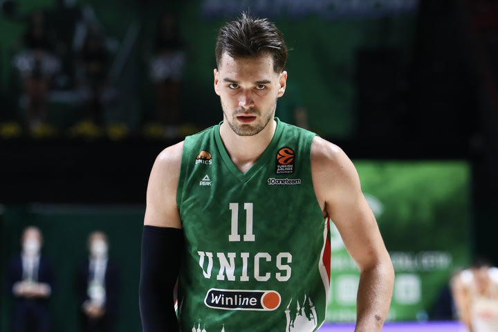 Πόλεμος στην Ουκρανία – Ούνικς: Μόνο ο Περάσοβιτς και ο Χεζόνια παρέμειναν στο Καζάν