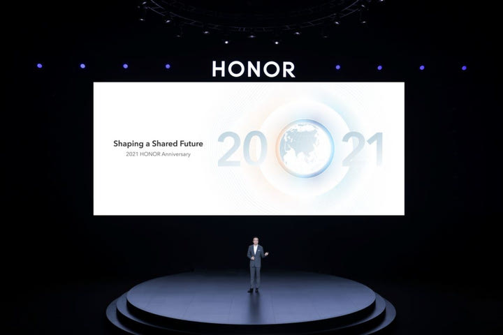 Η HONOR γιορτάζει τον 1ο χρόνο ανεξάρτητης παρουσίας της στις αγορές!