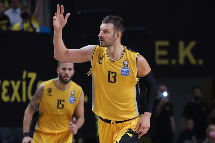 ΠΑΕ ΑΕΚ για Γέλοβατς: “Η κιτρινόμαυρη οικογένεια θρηνεί, δεν θα σε ξεχάσουμε ποτέ”