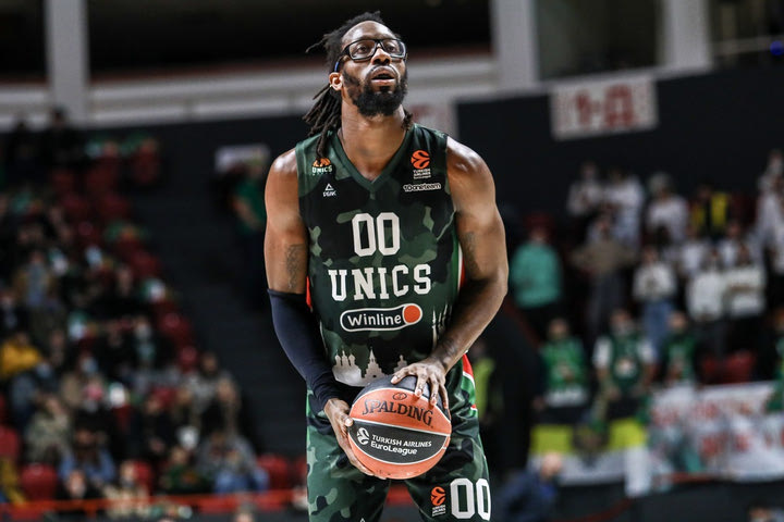 Κοντά στον Τζον Μπράουν η Μπρέσια