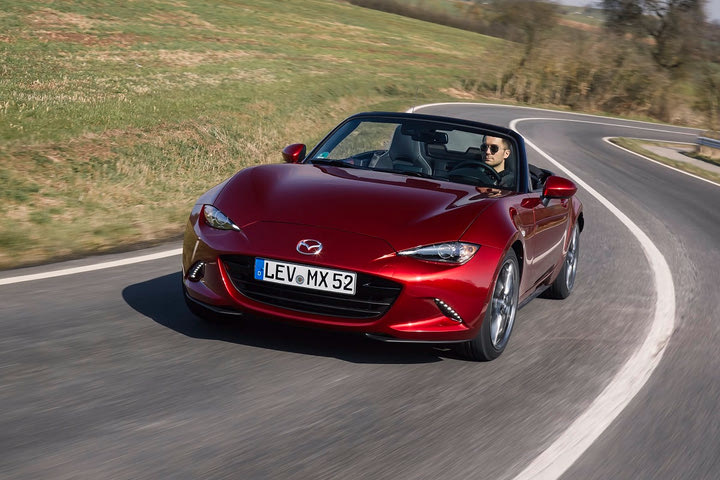 Νέο Mazda MX-5: Τι είναι το KPC που του χαρίζει ακόμη καλύτερο κράτημα