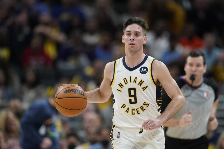 NBA: Χειρουργείο για τον ΜακΚόνελ των Πέισερς, ίσως χάσει την σεζόν