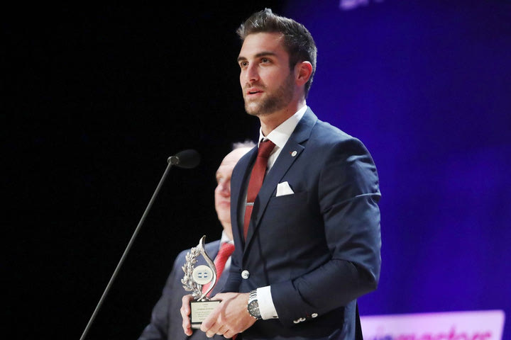 Όλα τα έπαθλα και οι ειδικές βραβεύσεις στα βραβεία του ΠΣΑΤ