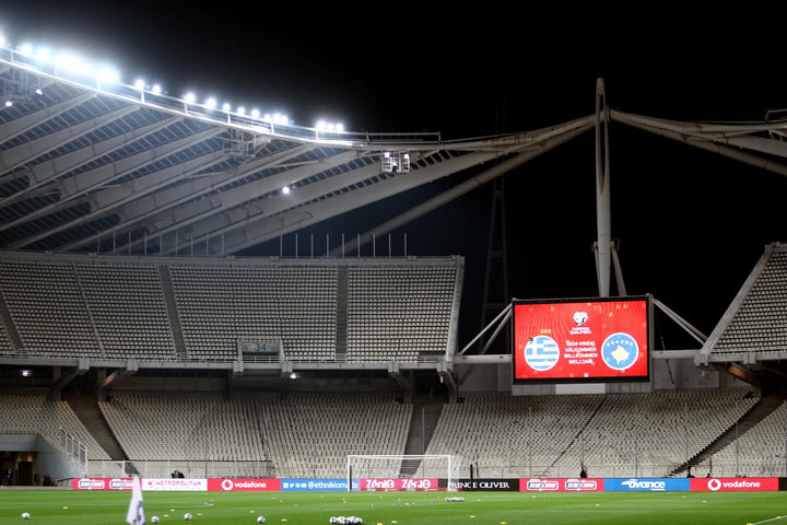 Super League: “Ο περιορισμός του 10% ισοδυναμεί με κλείσιμο, αίτηση συνάντησης με τον Υπουργό Υγείας”