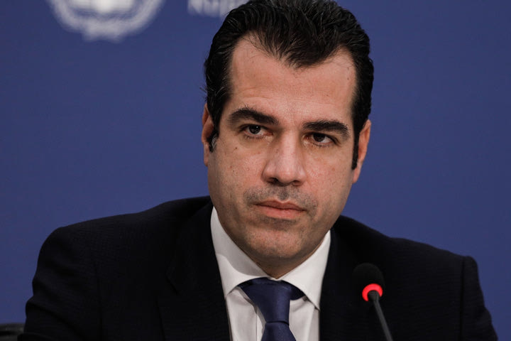 Πλεύρης: “Θα υπάρχουν σίγουρα νέα μέτρα για τα γήπεδα”