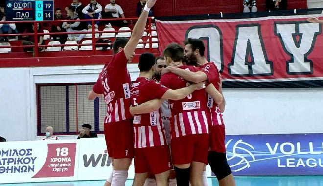 Τα καλύτερα στιγμιότυπα από το πρώτο σετ στο Ολυμπιακός – Παναθηναϊκός