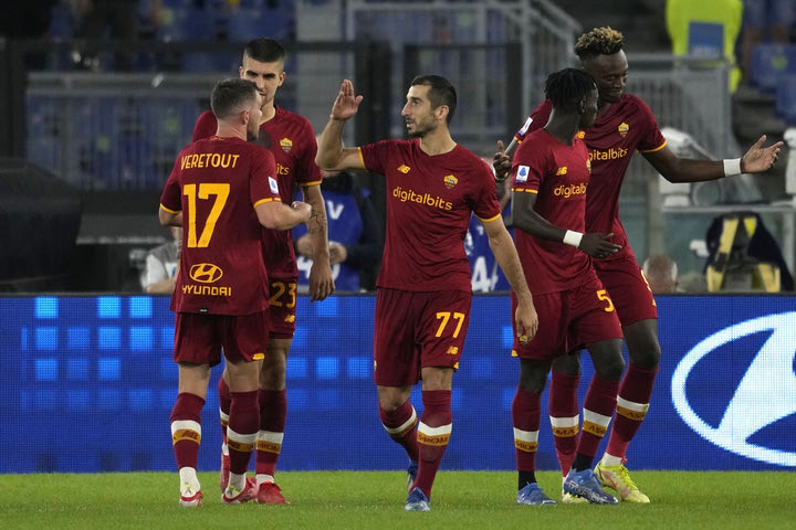 Ρόμα – Σπέτσια 2-0: Επέστρεψε στις νίκες από αέρος