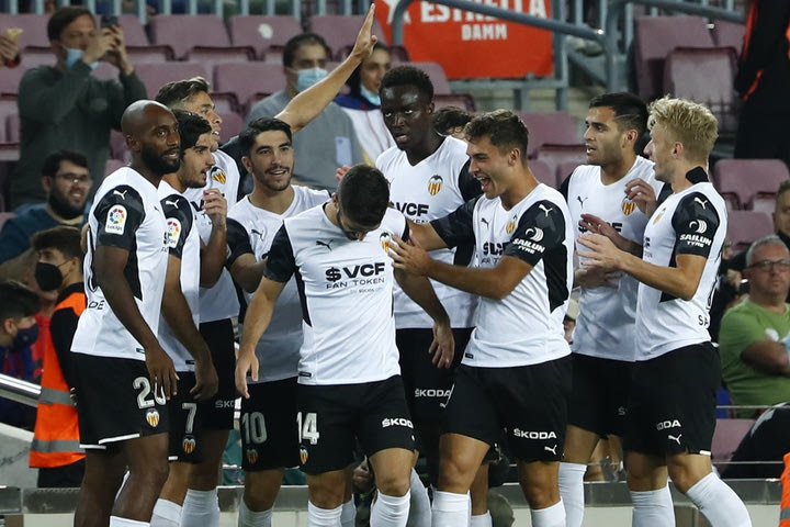 Βαλένθια – Σεβίλλη 1-1: Ισοπαλία που ευνόησε τη Ρεάλ