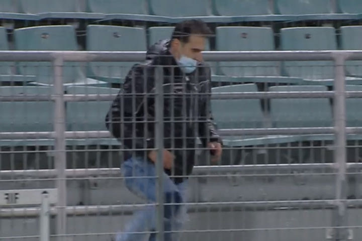 Οπαδός δίνει χορευτικό ρεσιτάλ στο Πανθεσσαλικό στο Βόλος – Παναθηναϊκός