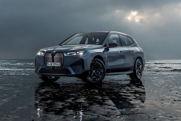 Η BMW iX M60 είναι το πρώτο ηλεκτρικό SUV του τμήματος Μ
