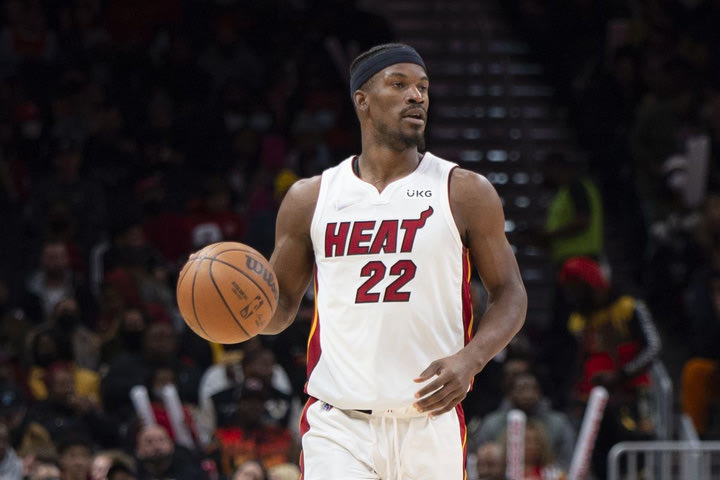 NBA, Χιτ – Σίξερς 120-85: Το Μαϊάμι ξεκοκάλισε την Φιλαντέλφεια και έκανε το 3-2