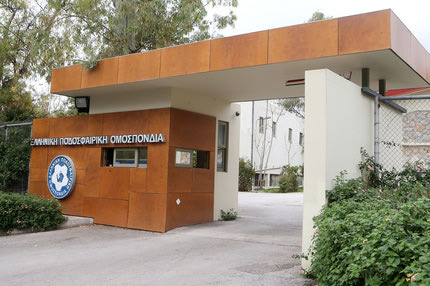 Stoiximan Super League: Ώρα μηδέν για το ελληνικό ποδόσφαιρο, στις 12:00 η κρίσιμη συνάντηση του Top-6 με Μπένετ και Μπαλτάκο