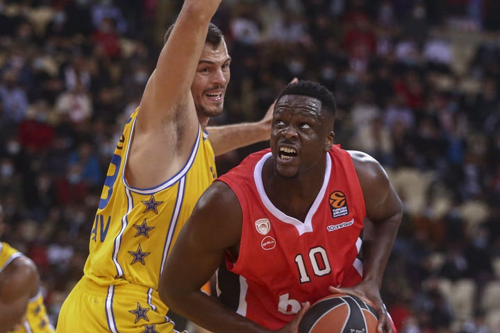 Προγνωστικά EuroLeague: Εμπιστοσύνη στη δύναμη του ΣΕΦ και τον Κάλινιτς