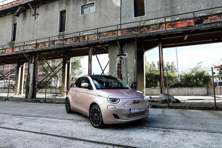 Ηλεκτρικό FIAT 500 από 25.550 € με επιδότηση 8.000 € μέσω του προγράμματος “Κινούμαι Ηλεκτρικά 2”