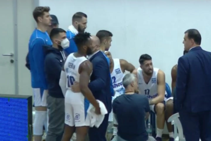 Η ένταση ανάμεσα σε Σεγκούρα και Τζέρμαν στο τάιμ άουτ