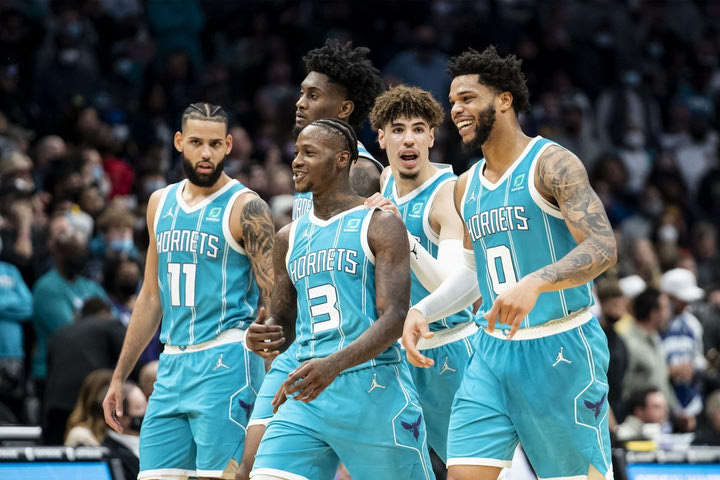 NBA, τα 10 πράγματα που μας έμειναν απο την βραδιά: Οι Χόρνετς είναι… μπελάς για τους Μπακς και το NBA