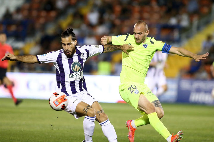 Super League Interwetten: Αναβλήθηκε το Ιωνικός – Απόλλων Σμύρνης λόγω κορονοϊού στην “Ελαφρά Ταξιαρχία”