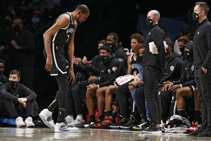 NBA, Μπρούκλιν Νετς: Ανακούφιση για τον Κέβιν Ντουράντ, δίχως όμως χρονοδιάγραμμα επιστροφής στην δράση