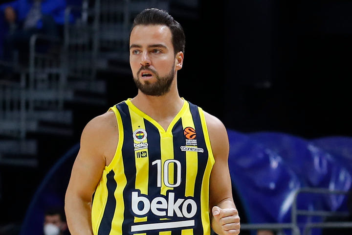 Η Φενέρμπαχτσε στο Final Four του τουρκικού κυπέλλου με 27 πόντους του Μαχμούτογλου