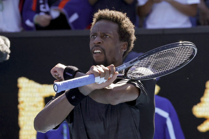 Australian Open: Συνεχίζει να εντυπωσιάζει ο Μονφίς, νέα νίκη για Κετσμάνοβιτς