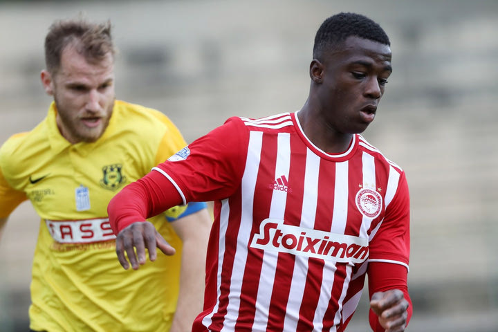 Super League 2: Αναβλήθηκαν 15 από τις 16 αναμετρήσεις εξαιτίας του κορονοϊού