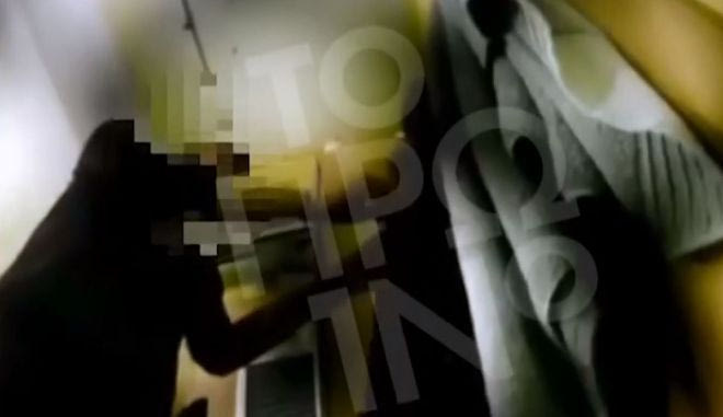 Έλληνας μπασκετμπολίστας συνελήφθη να κλέβει χρήματα από τους συμπαίκτες του σύμφωνα με “Το πρωινό” του ΑΝΤ1