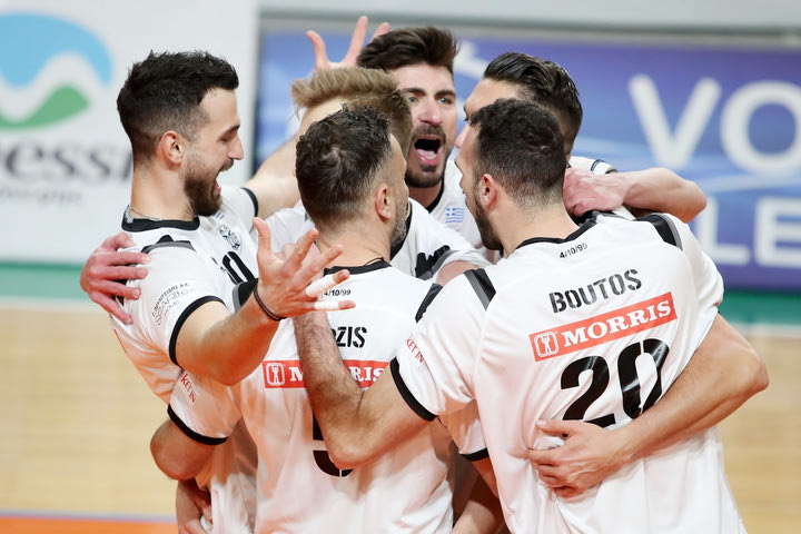 Volley League Ανδρών: Ο ΠΑΟΚ πέρασε άνετα από τη Βέροια, νίκη για τον Φοίνικα