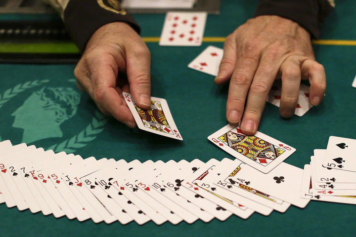 Τα τρία βασικότερα πράγματα που πρέπει να γνωρίζεις πριν παίξεις πόκερ