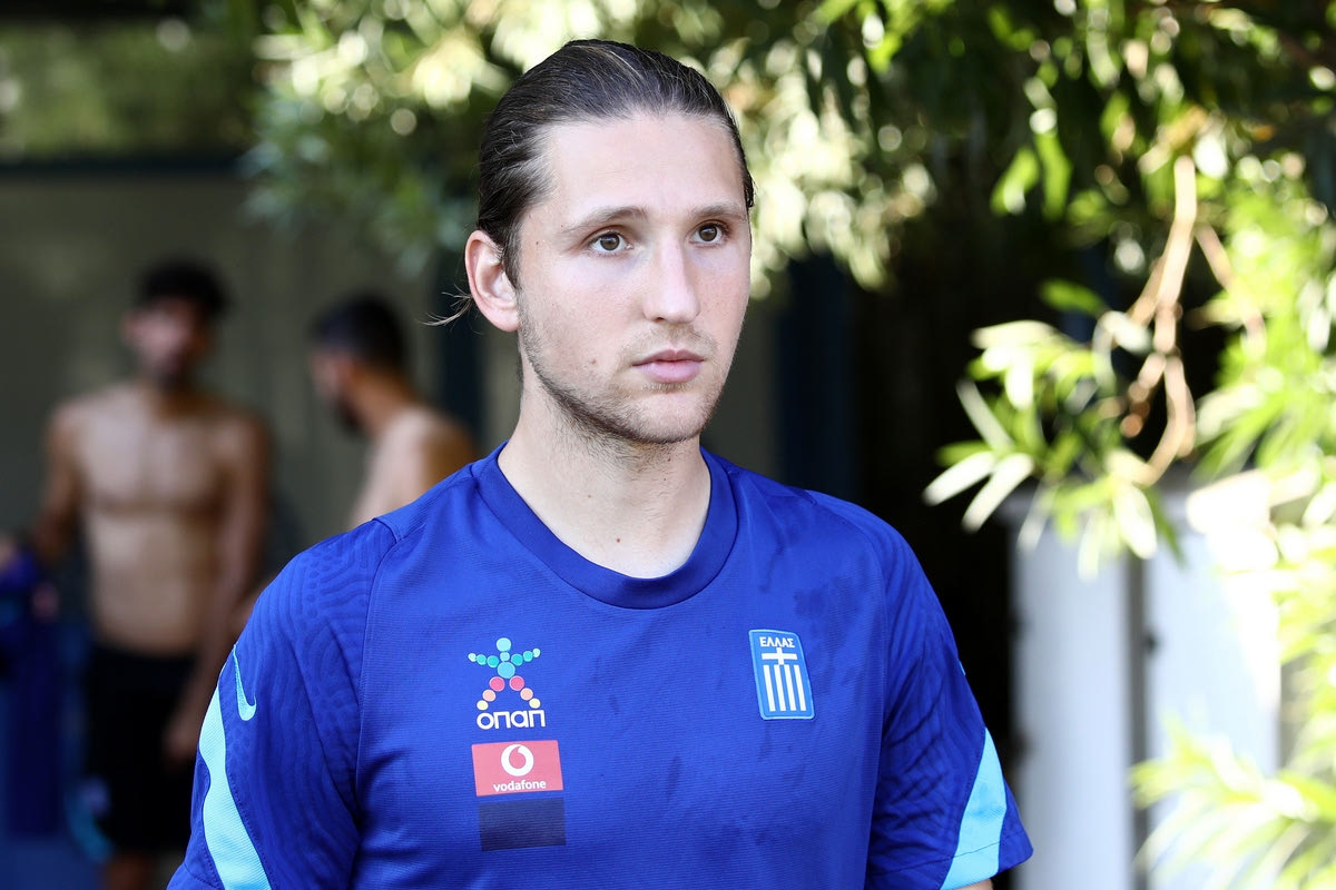 Προβάρει τα ερυθρόλευκα ο Παναγιώτης Ρέτσος | SPORT24