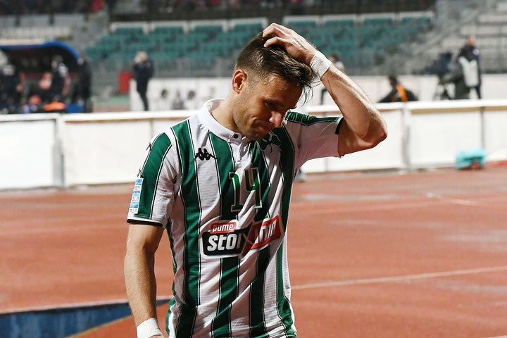 Οι παίκτες του Παναθηναϊκού πρέπει να σταματήσουν να προσφέρουν “άλλοθι” στους διαιτητές