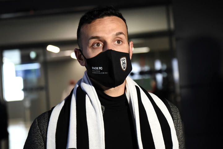 Σάστρε στα ελληνικά: “Χαίρομαι που είμαι εδώ”
