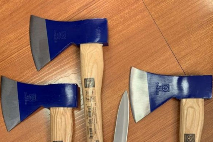 Ριζούπολη: Πήγαιναν στο γήπεδο με τσεκούρια, μάρμαρα, σφυριά και έγιναν 15 συλλήψεις