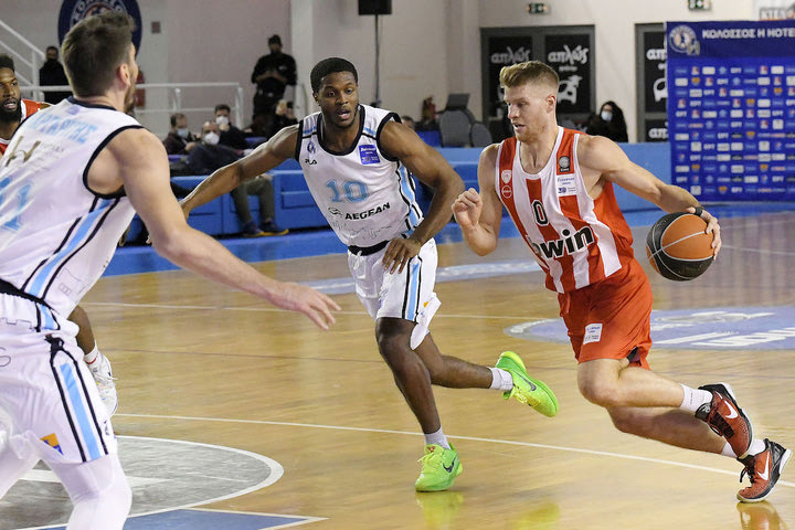Κολοσσός – Ολυμπιακός 69-87: Double double ο Γουόκαπ στον περίπατο στην Ρόδο