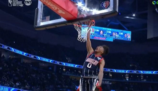 Το δεύτερο κάρφωμα του Τζέιλεν Γκριν στο Dunk Contest, που του χάρισε 45 πόντους