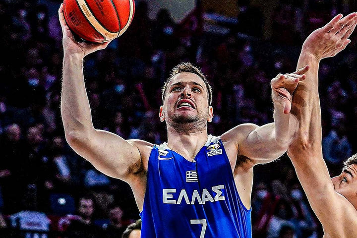 Ο Δημήτρης Αγραβάνης στο SPORT24: “Είμαστε υπερήφανοι για τη χώρα μας”