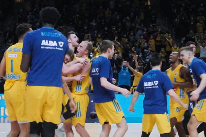 Κράιλσχαϊμ – Άλμπα 76-86: Ο Λο της χάρισε το 11o Κύπελλο