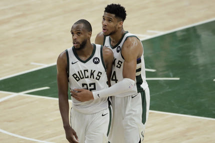 NBA: Οι Μιλγουόκι Μπακς πανηγυρίζουν, ο Κρις Μίντλετον είναι έτοιμος για το ντεμπούτο του