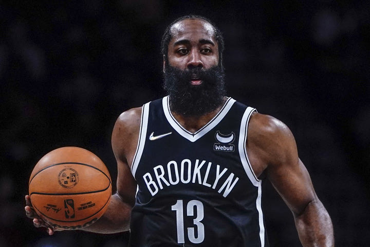 NBA: Στους Σίξερς ο Χάρντεν, μισή ντουζίνα παίκτες στο deal με τους Νετς