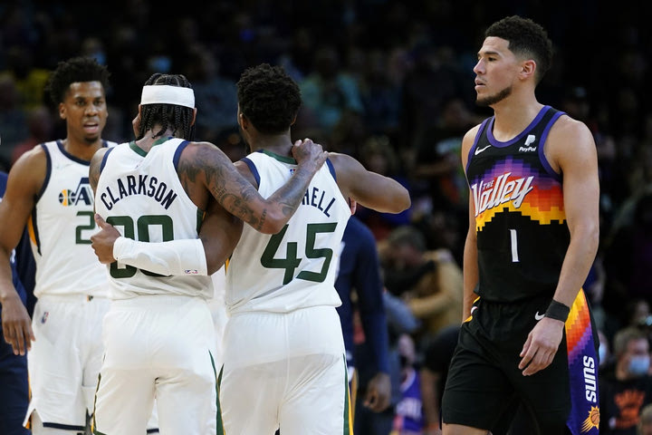 NBA: Οι Τζαζ υποχρέωσαν τους Σανς στη δεύτερη σερί τους ήττα