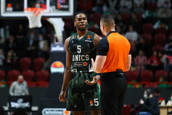 Ούνικς Καζάν: Αγωγή στον Μπράντλι, σύμφωνα με αμερικανική πηγή